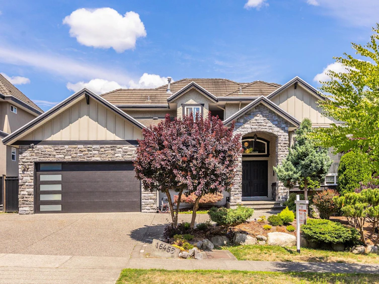 16455 92a Avenue, Surrey, BC, V4N 5N1