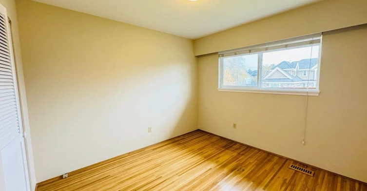 8400 Fairhurst Road, Richmond, BC, V7C 1Y7 - 4