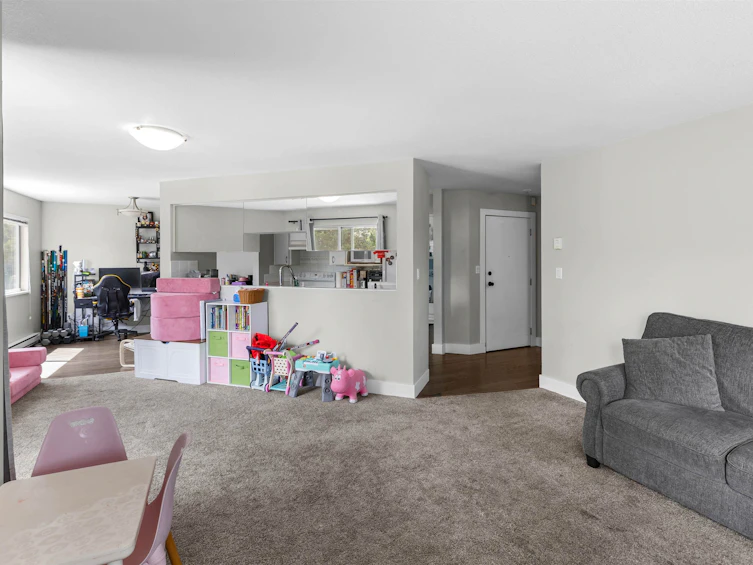 205-1755 Salton Road, Abbotsford, BC, V2S 7C5 - 6