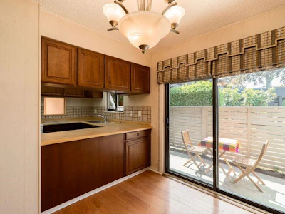 57-10220 Dunoon Drive - 4