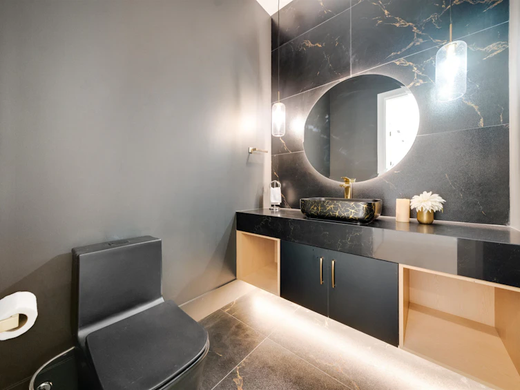 13030 15 Avenue, Surrey, BC, V4A 1K7 - 16