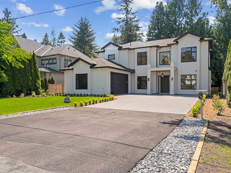 13030 15 Avenue, Surrey, BC, V4A 1K7