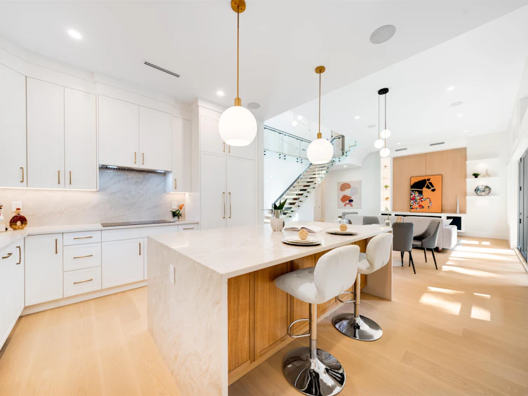 13030 15 Avenue, Surrey, BC, V4A 1K7 - 10