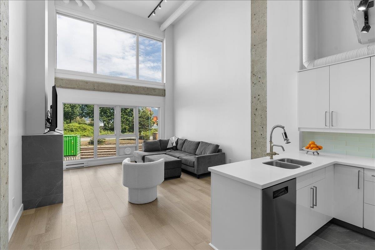 309-27 Alexander Street, Vancouver, BC, V6A 1B2 - 21
