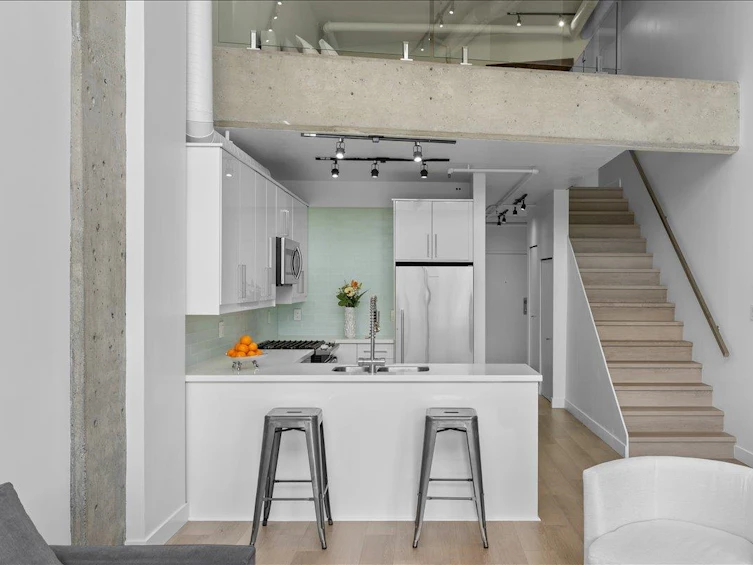 309-27 Alexander Street, Vancouver, BC, V6A 1B2 - 5