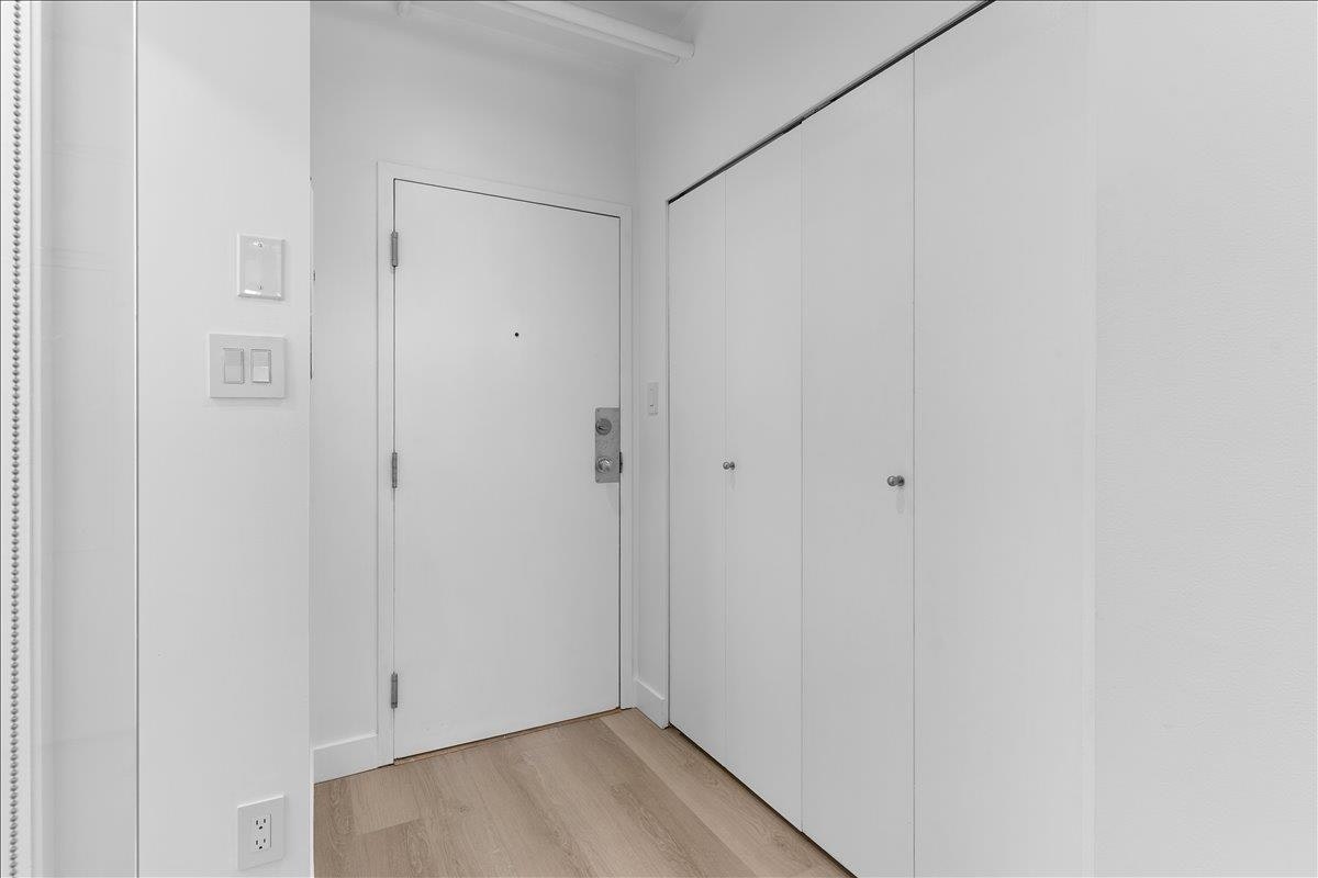 309-27 Alexander Street, Vancouver, BC, V6A 1B2 - 10