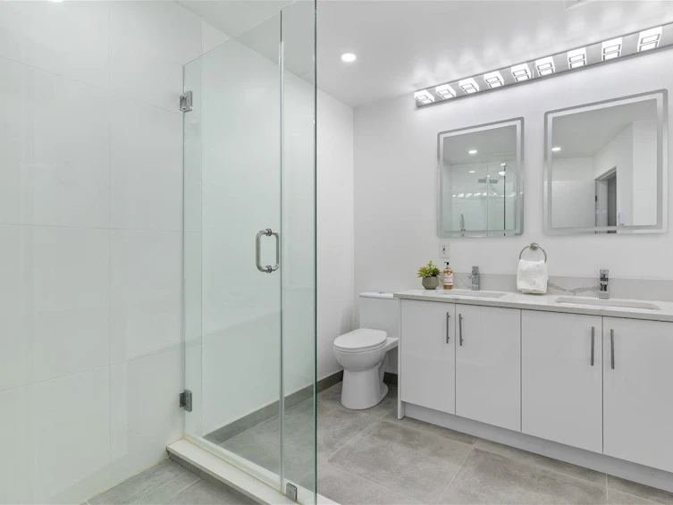 309-27 Alexander Street, Vancouver, BC, V6A 1B2 - 30