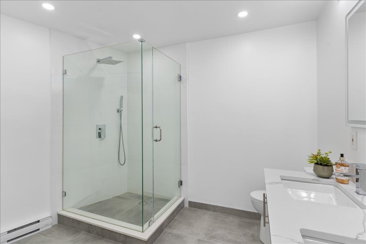 309-27 Alexander Street, Vancouver, BC, V6A 1B2 - 32