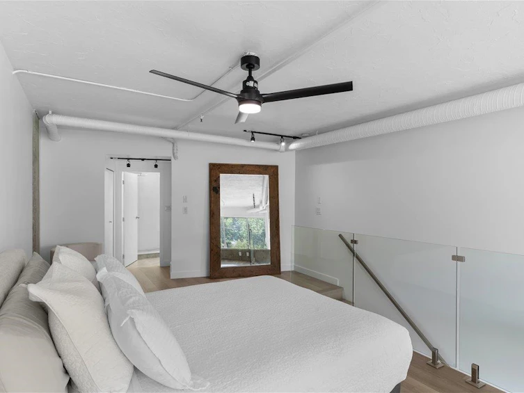 309-27 Alexander Street, Vancouver, BC, V6A 1B2 - 28