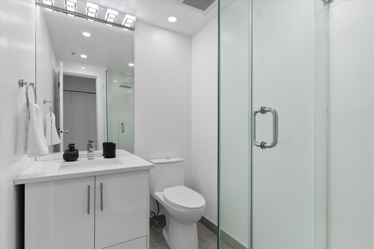 309-27 Alexander Street, Vancouver, BC, V6A 1B2 - 16