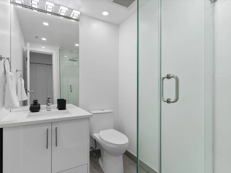 309-27 Alexander Street, Vancouver, BC, V6A 1B2 - 16