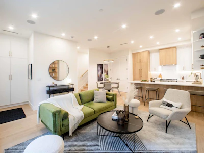 1-2785 W 21 Avenue - 3