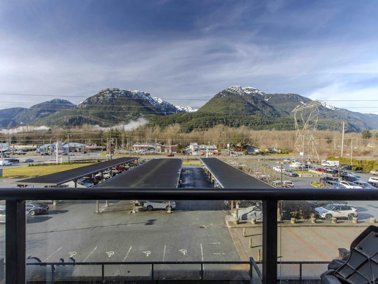 327-40437 Tantalus Road, Squamish, BC, V0N 1T0 - 2