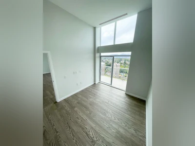 2803-7433 Cambie Street - 3