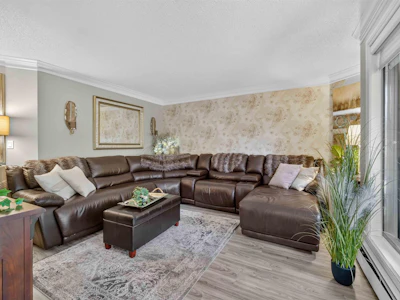 108-1177 Howie Avenue - 5