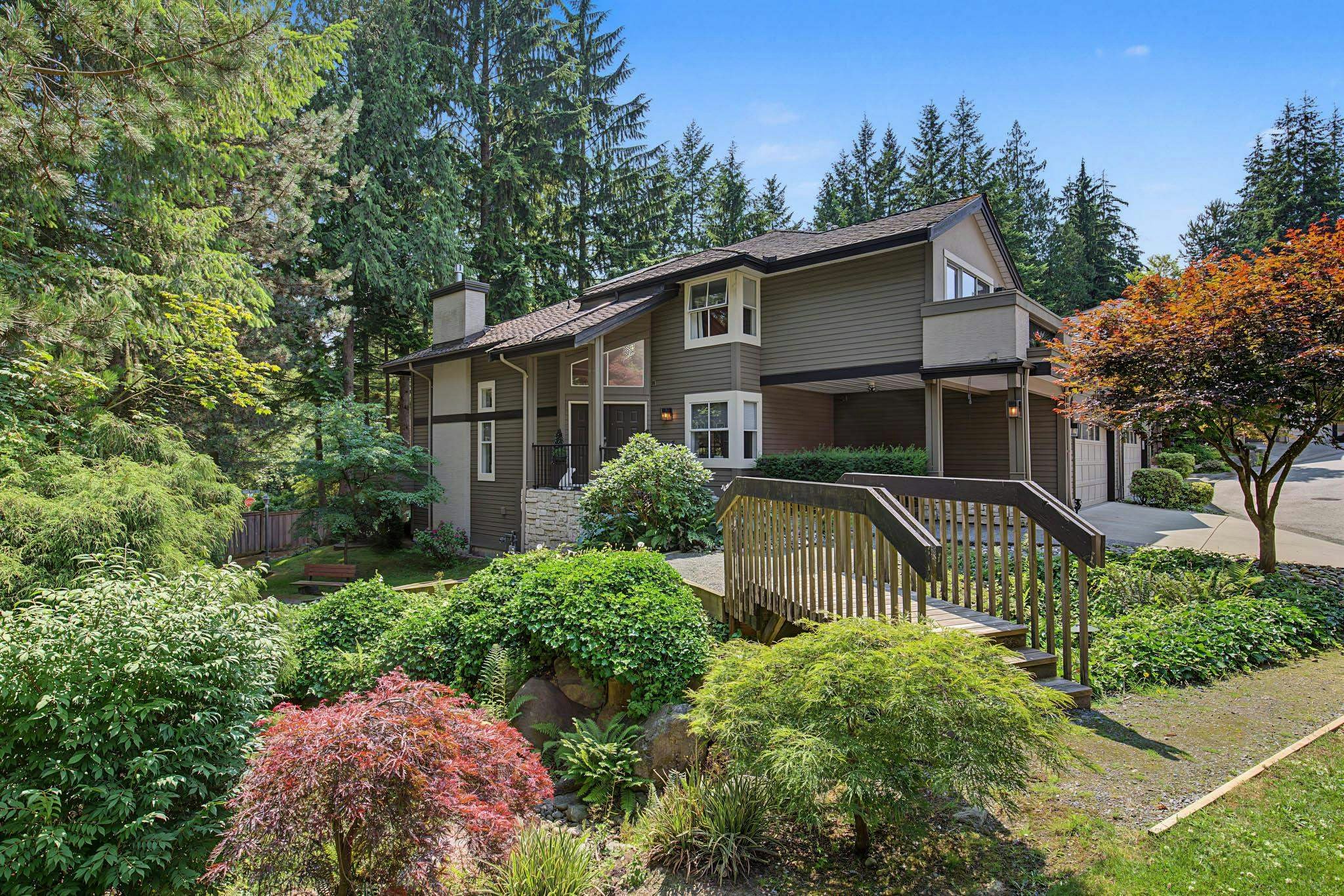 20-1900 Indian River Crescent, North Vancouver, BC, V7G 2R1