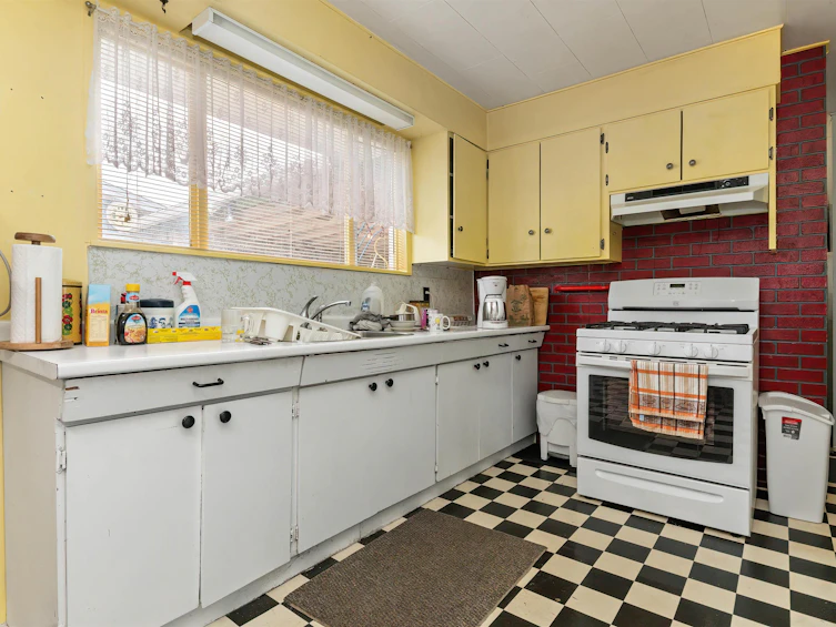 578 Thacker Avenue, Hope, BC, V0X 1L0 - 10