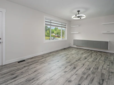 8762 Bellevue Drive - 3