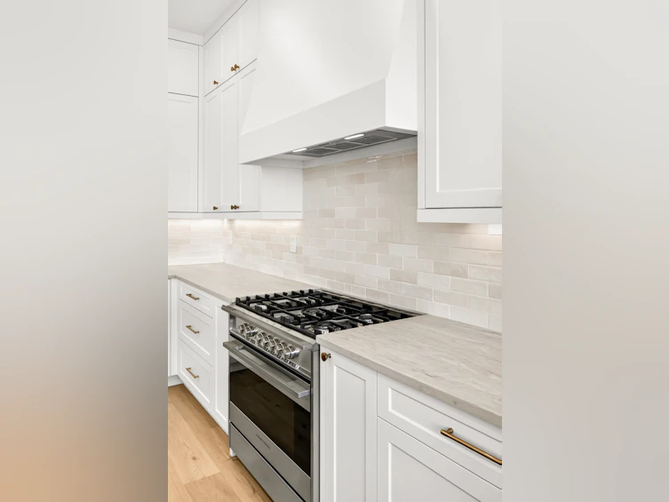 35437 Verado Court, Abbotsford, BC, V3G 0G2 - 11