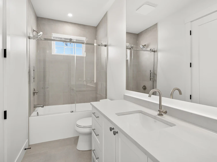 35437 Verado Court, Abbotsford, BC, V3G 0G2 - 28
