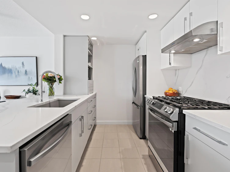 1207-455 Beach Crescent, Vancouver, BC, V6Z 3E5 - 7