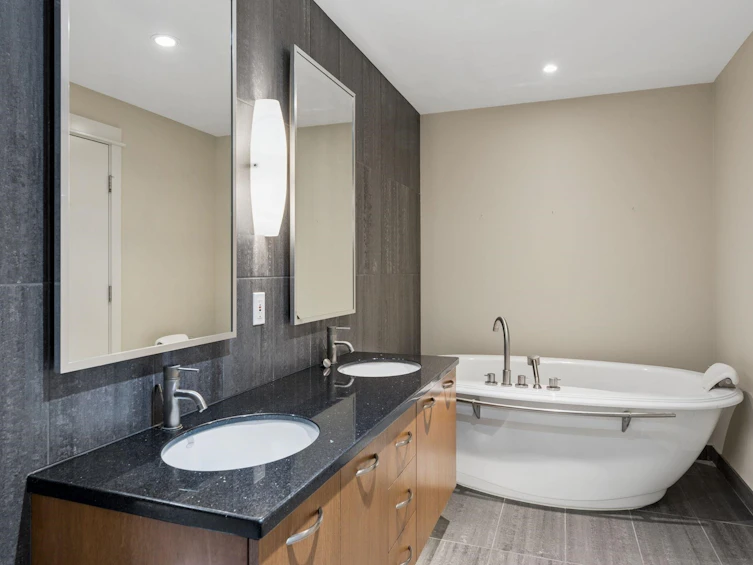 902-3355 Cypress Place, West Vancouver, BC, V7S 3J9 - 22