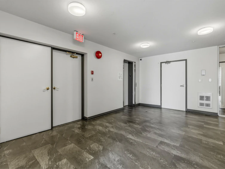 203-8142 120a Street, Surrey, BC, V3W 0N1 - 34