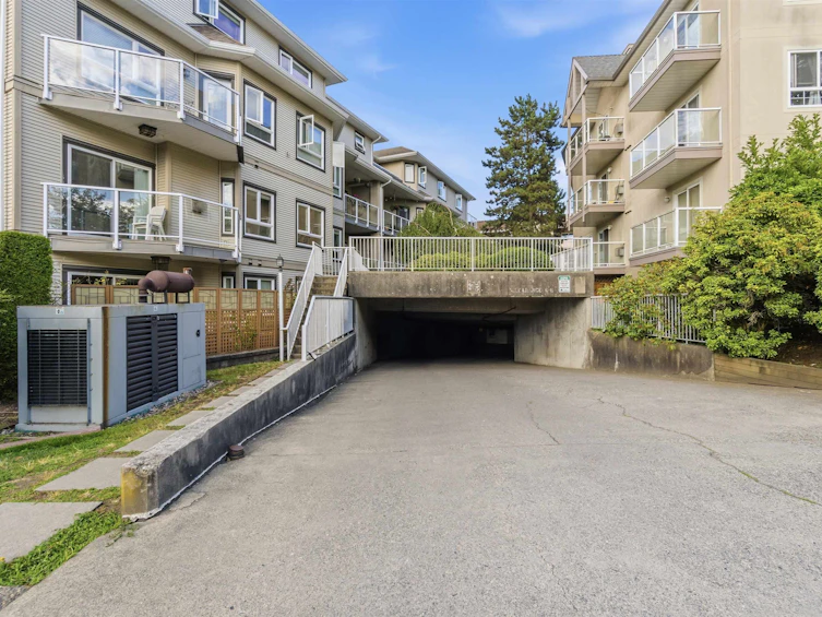 203-8142 120a Street, Surrey, BC, V3W 0N1 - 35