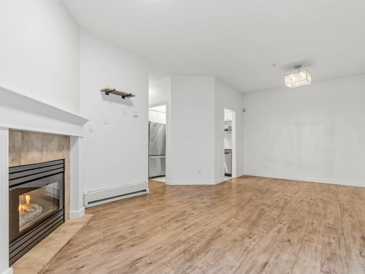 203-8142 120a Street, Surrey, BC, V3W 0N1 - 5
