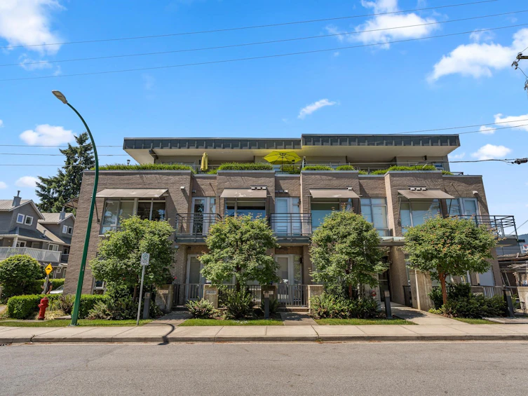 202-1591 Bowser Avenue, North Vancouver, BC, V7P 2Y4 - 17
