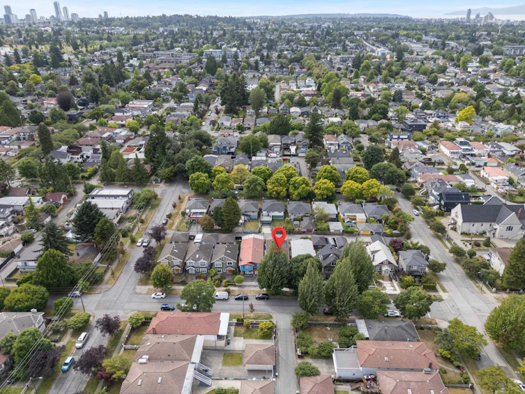 4355 Inverness Street, Vancouver, BC, V5V 4X1 - 36