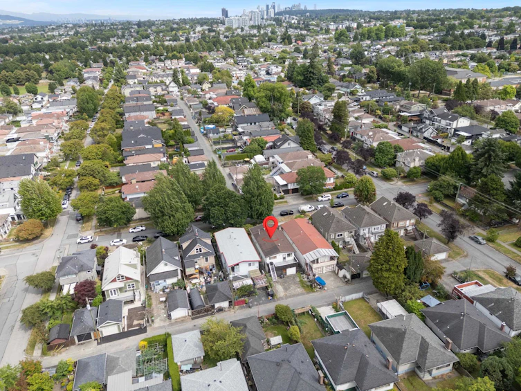 4355 Inverness Street, Vancouver, BC, V5V 4X1 - 39