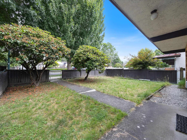4355 Inverness Street, Vancouver, BC, V5V 4X1 - 3