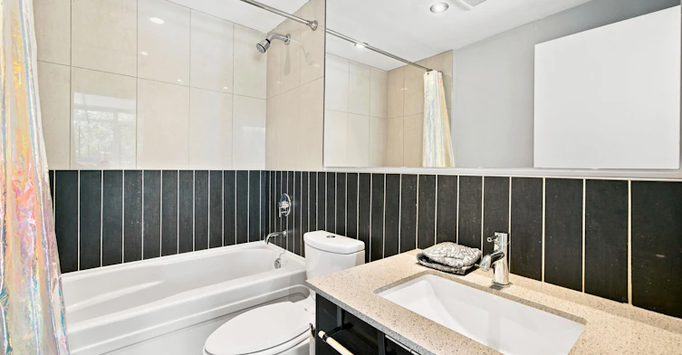307-175 W 2nd Street, North Vancouver, BC, V7M 0A5 - 7
