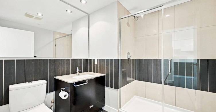 307-175 W 2nd Street, North Vancouver, BC, V7M 0A5 - 9