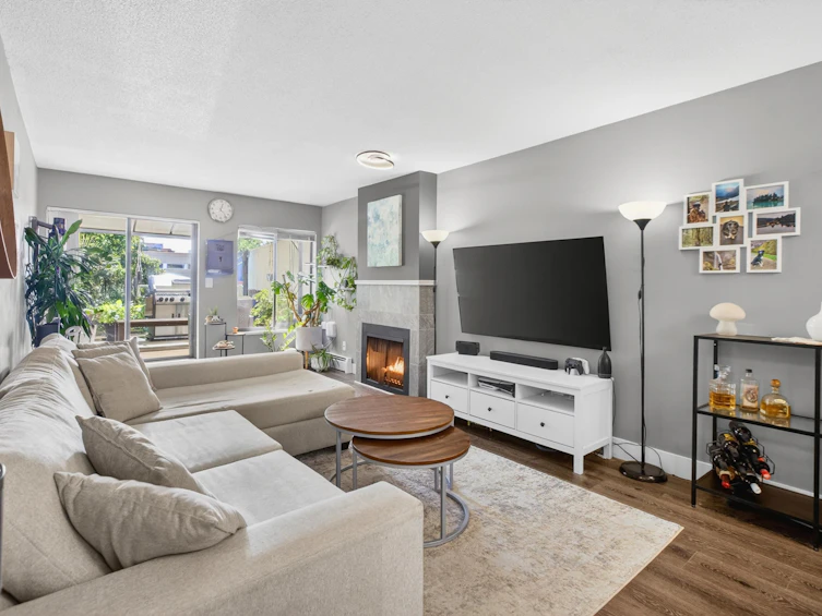202-812 Milton Street, New Westminster, BC, V3M 1N2 - 2