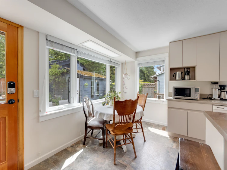 38582 Westway Avenue, Squamish, BC, V8B 0L6 - 9