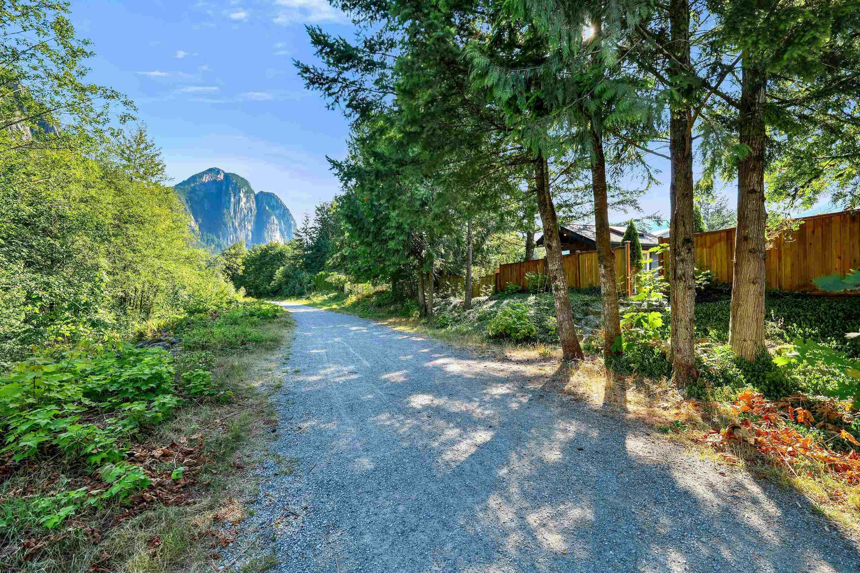 38582 Westway Avenue, Squamish, BC, V8B 0L6 - 28