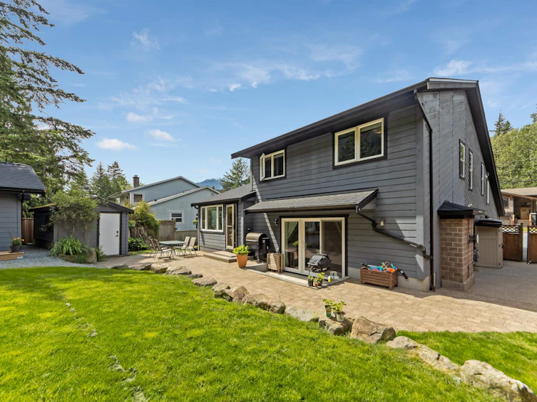 38582 Westway Avenue, Squamish, BC, V8B 0L6 - 32