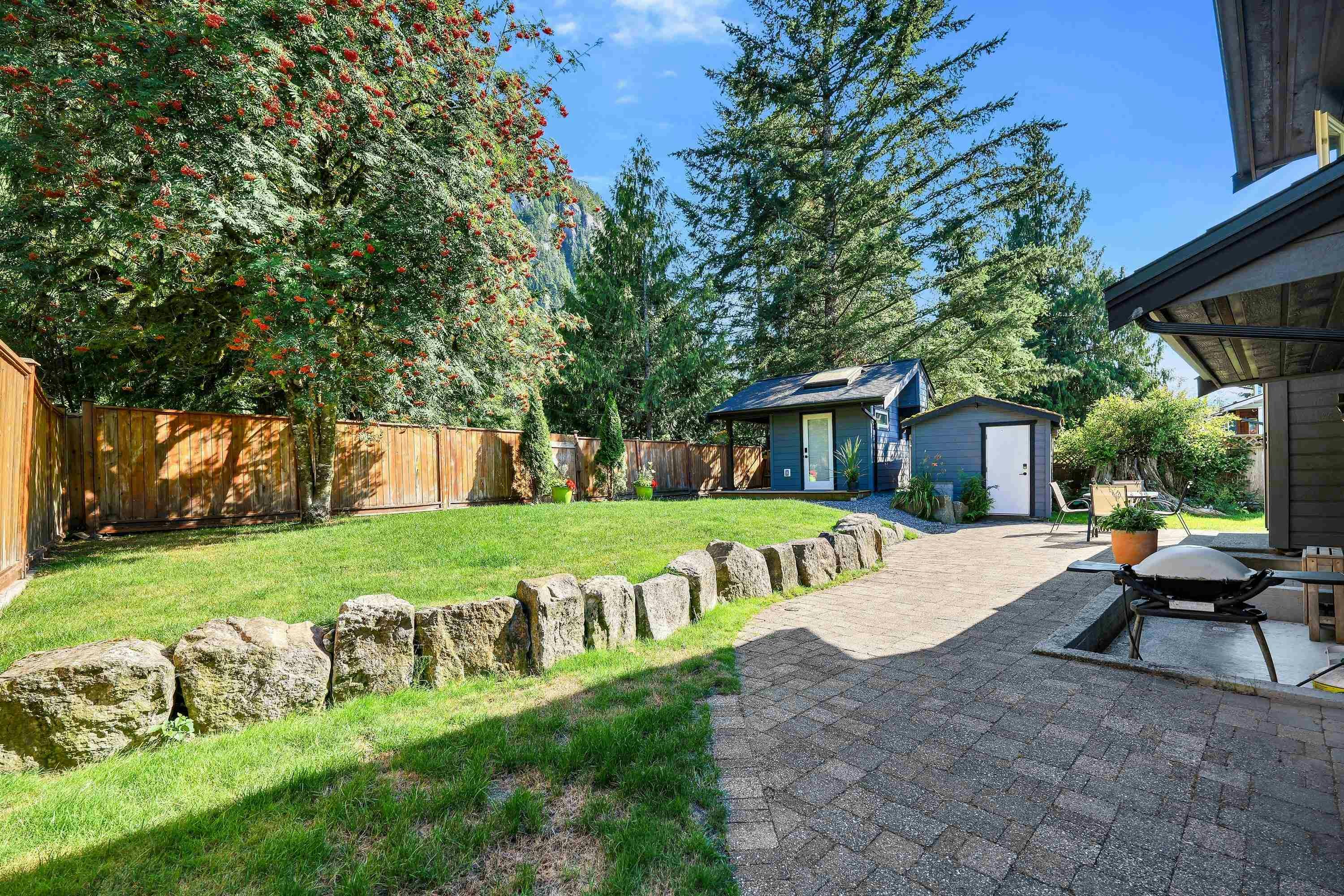 38582 Westway Avenue, Squamish, BC, V8B 0L6 - 40