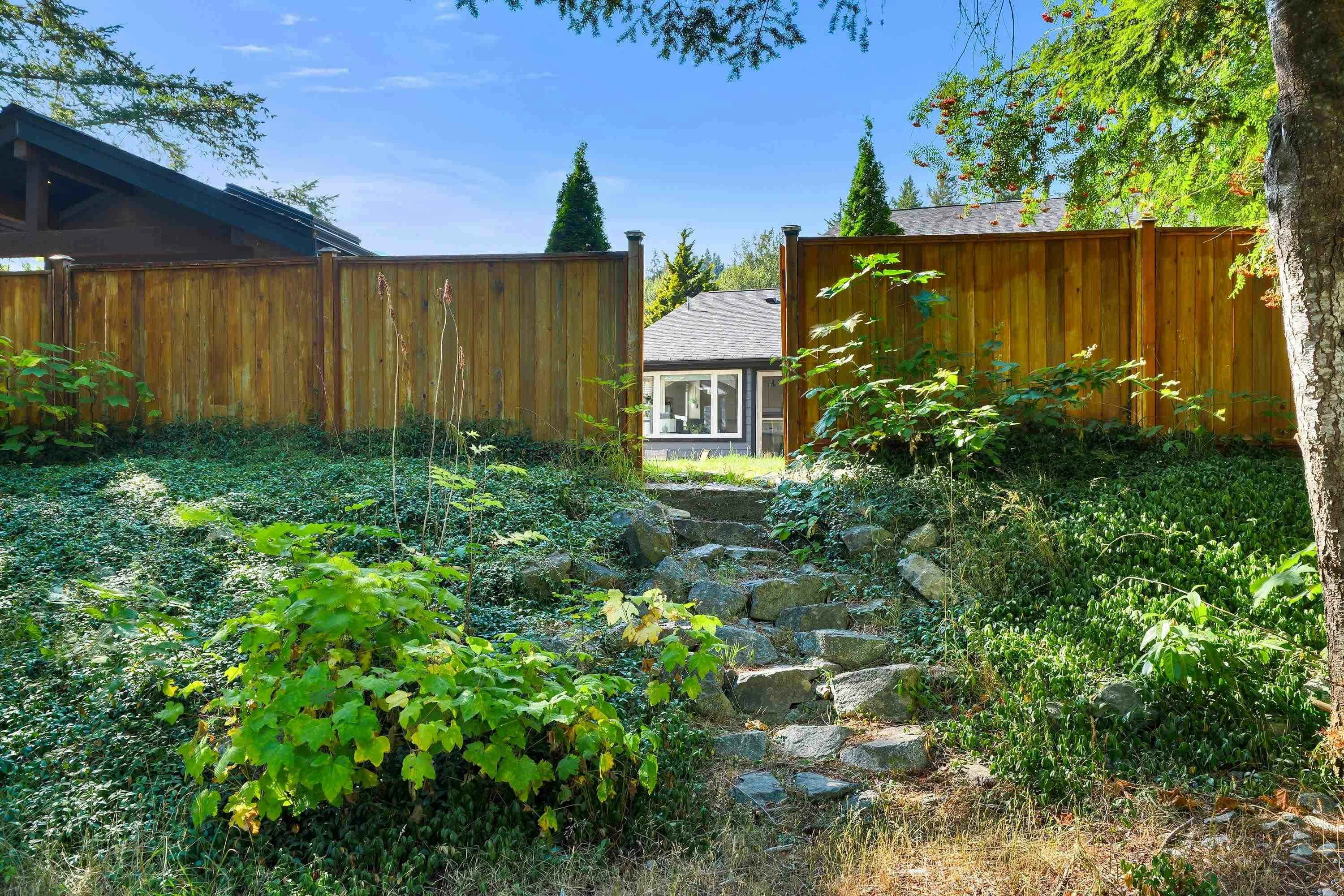 38582 Westway Avenue, Squamish, BC, V8B 0L6 - 27
