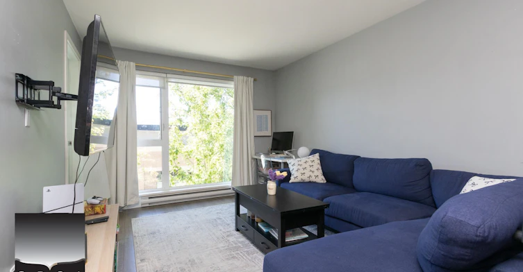 210-1588 E Hastings Street, Vancouver, BC, V5L 0B8 - 2