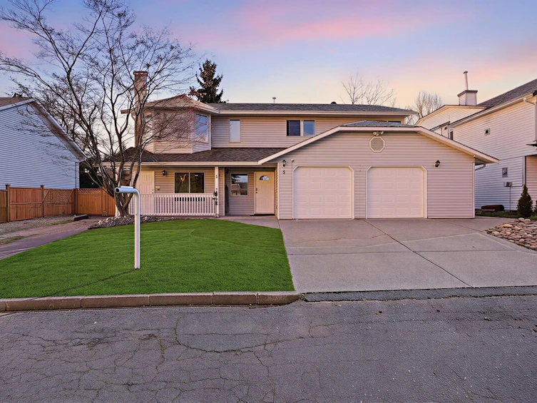 5-11954 Hawthorne Street, Maple Ridge, BC, V2X 6V4