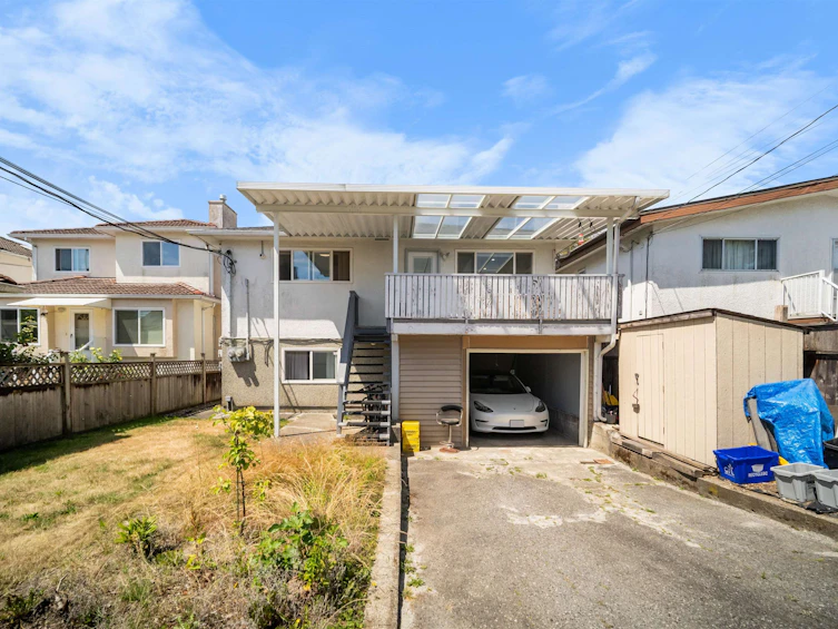 7238 Stirling Street, Vancouver, BC, V5P 4H5 - 32