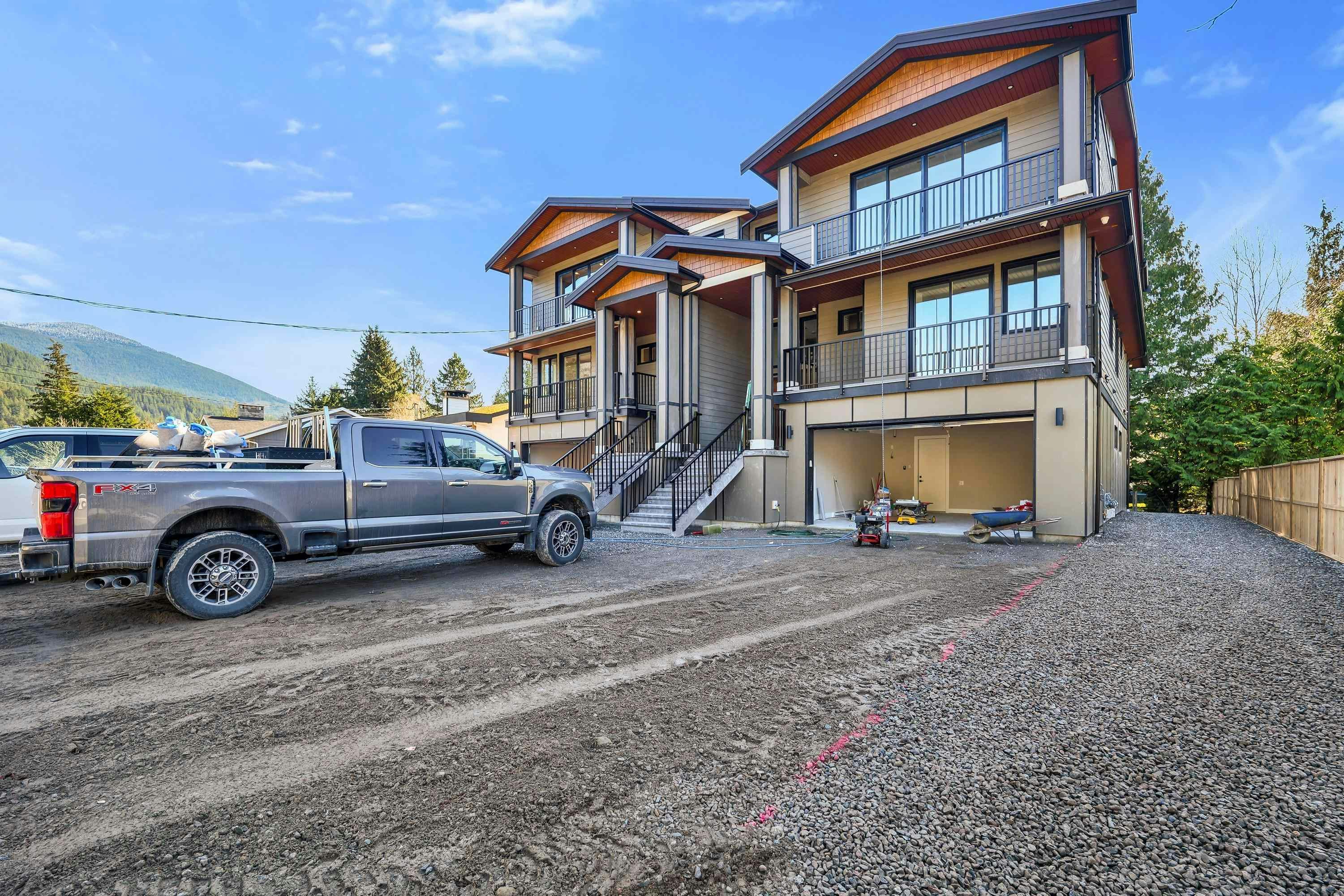 1352 Judd Road, Squamish, BC, V0N 1H0 - 32
