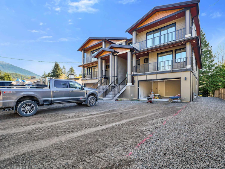1352 Judd Road, Squamish, BC, V0N 1H0 - 32