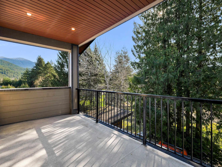 1352 Judd Road, Squamish, BC, V0N 1H0 - 17