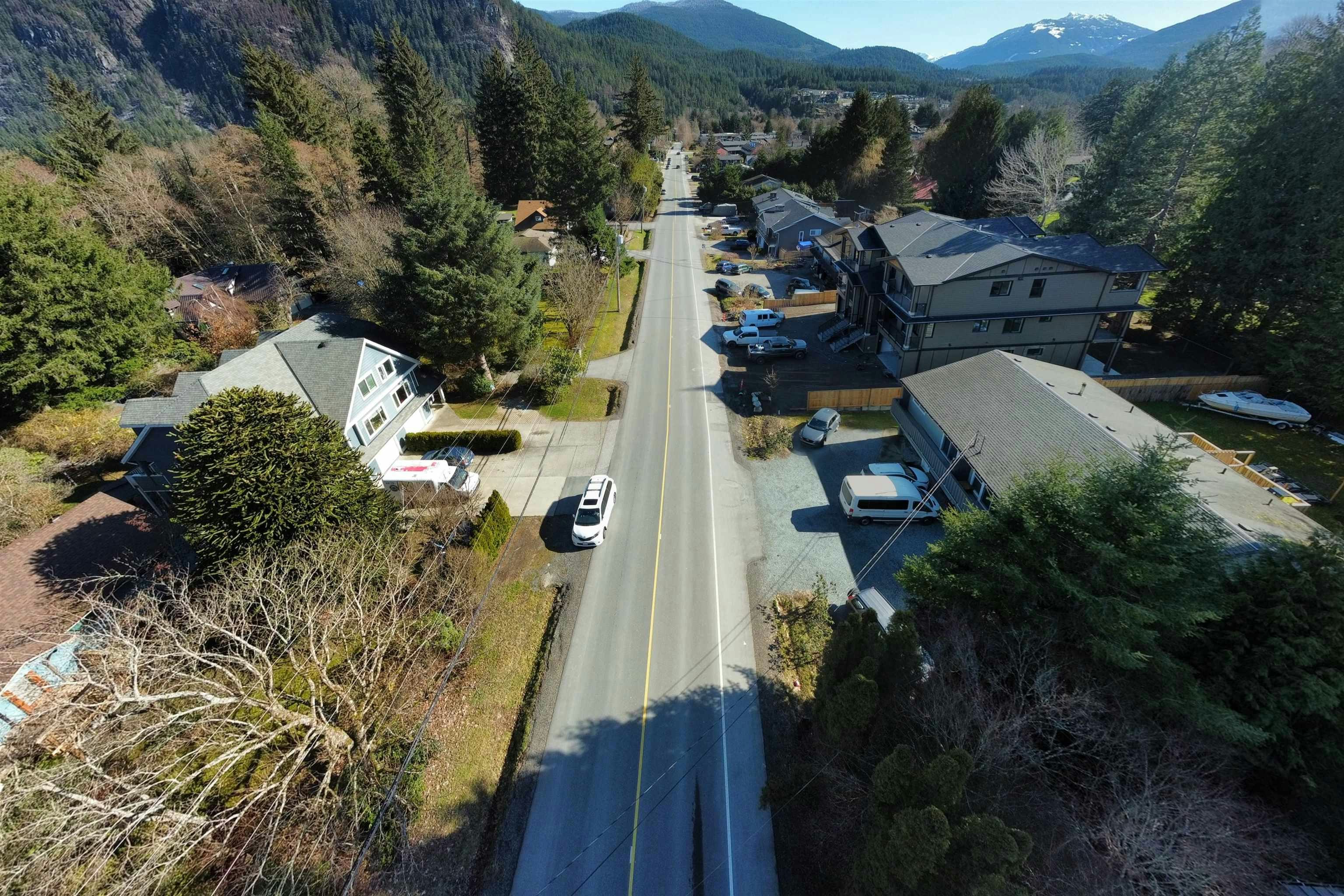 1352 Judd Road, Squamish, BC, V0N 1H0 - 33