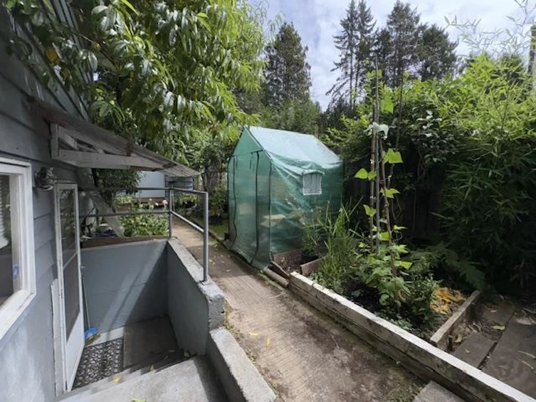 12314 Fulton Street, Maple Ridge, BC, V2X 6L5 - 15