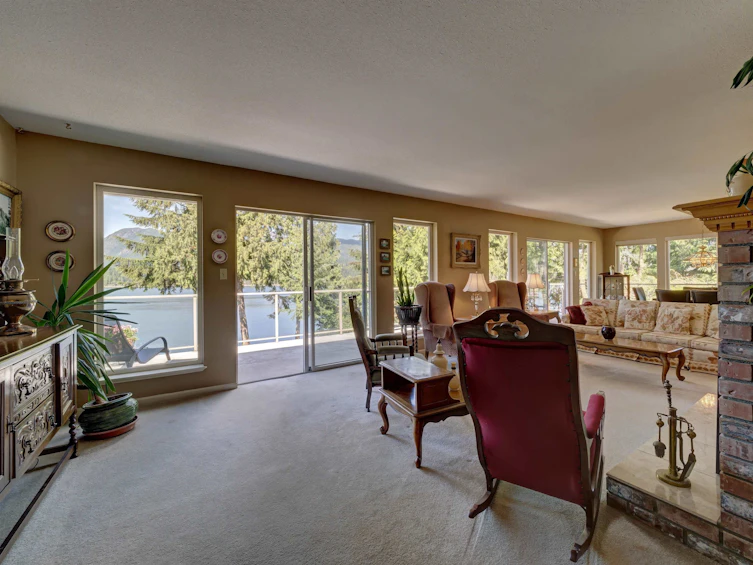 6448 N Gale Avenue, Sechelt, BC, V7Z 0L1 - 16